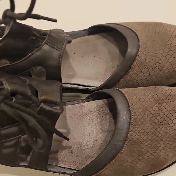 Naot Kata Women's Gray and Brown Lace Up Sandals Size 41 - Picture 5 of 9